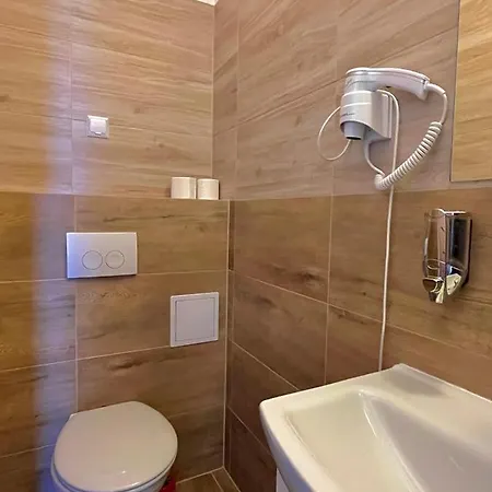 Dv Morski - Z Prywatnymi Lazienkami * Gdynia