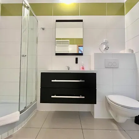 Dv Morski - Z Prywatnymi Lazienkami Hostel