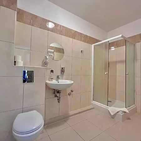 Hostel Dv Morski - Z Prywatnymi łazienkami *