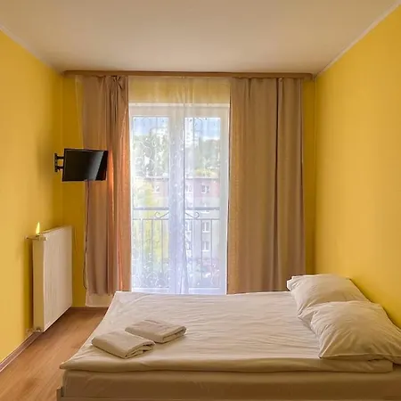 Hostel Dv Morski - Z Prywatnymi łazienkami