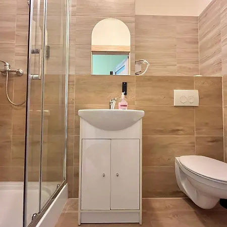 Dv Morski - Z Prywatnymi Lazienkami * Gdynia