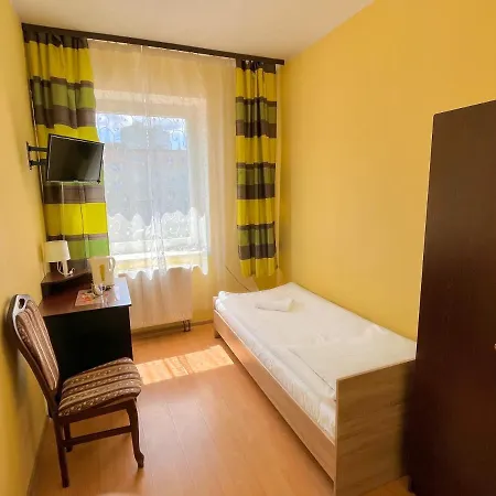 Dv Morski - Z Prywatnymi łazienkami Hostel