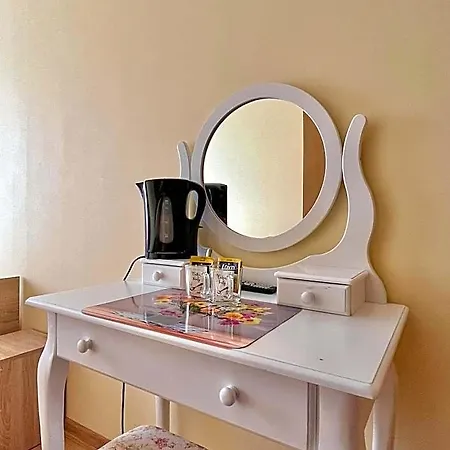 Hostel Dv Morski - Z Prywatnymi Lazienkami