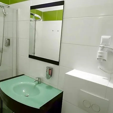 Dv Morski - Z Prywatnymi Lazienkami Hostel *