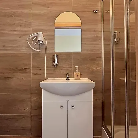 Hostel Dv Morski - Z Prywatnymi Lazienkami Gdynia