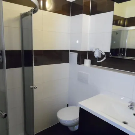 Hostel Dv Morski - Z Prywatnymi łazienkami Gdynia