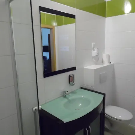 Hostel Dv Morski - Z Prywatnymi łazienkami Gdynia