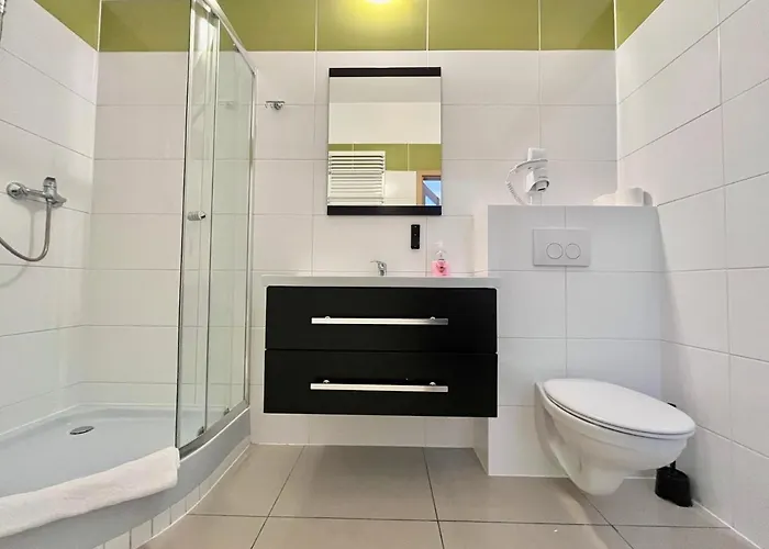 Dv Morski - Z Prywatnymi Lazienkami Hostel