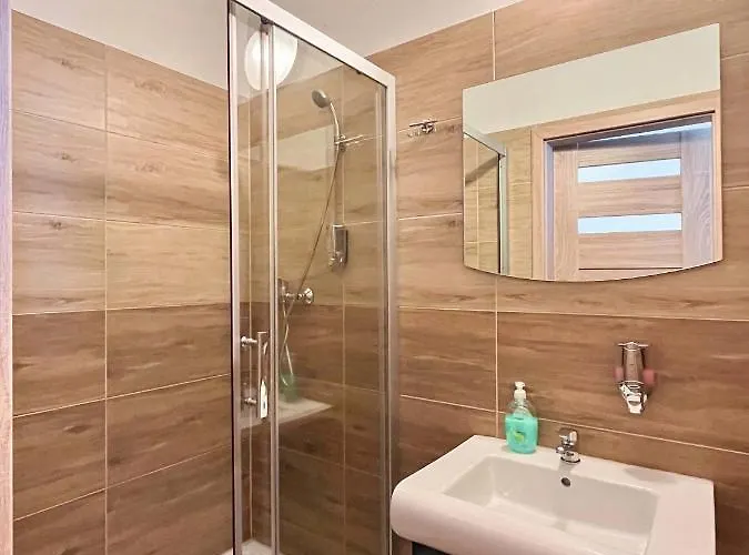 Dv Morski - Z Prywatnymi Lazienkami Hostel *