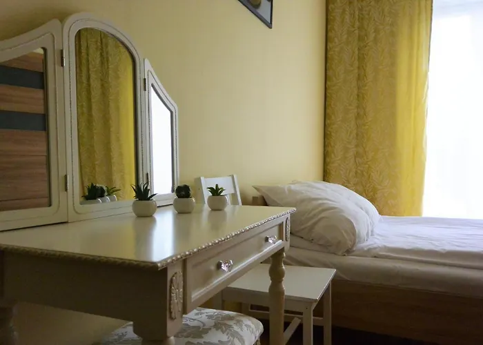 Dv Morski - Z Prywatnymi Lazienkami Hostel Gdynia